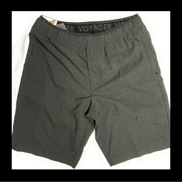 VOYAGER MEN’S SHORTS - Picture 1 of 4